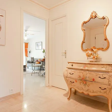 Apartman Palais Royal Yourhosthelper *