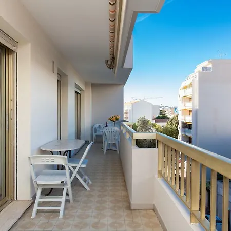Palais Royal Yourhosthelper Apartment *